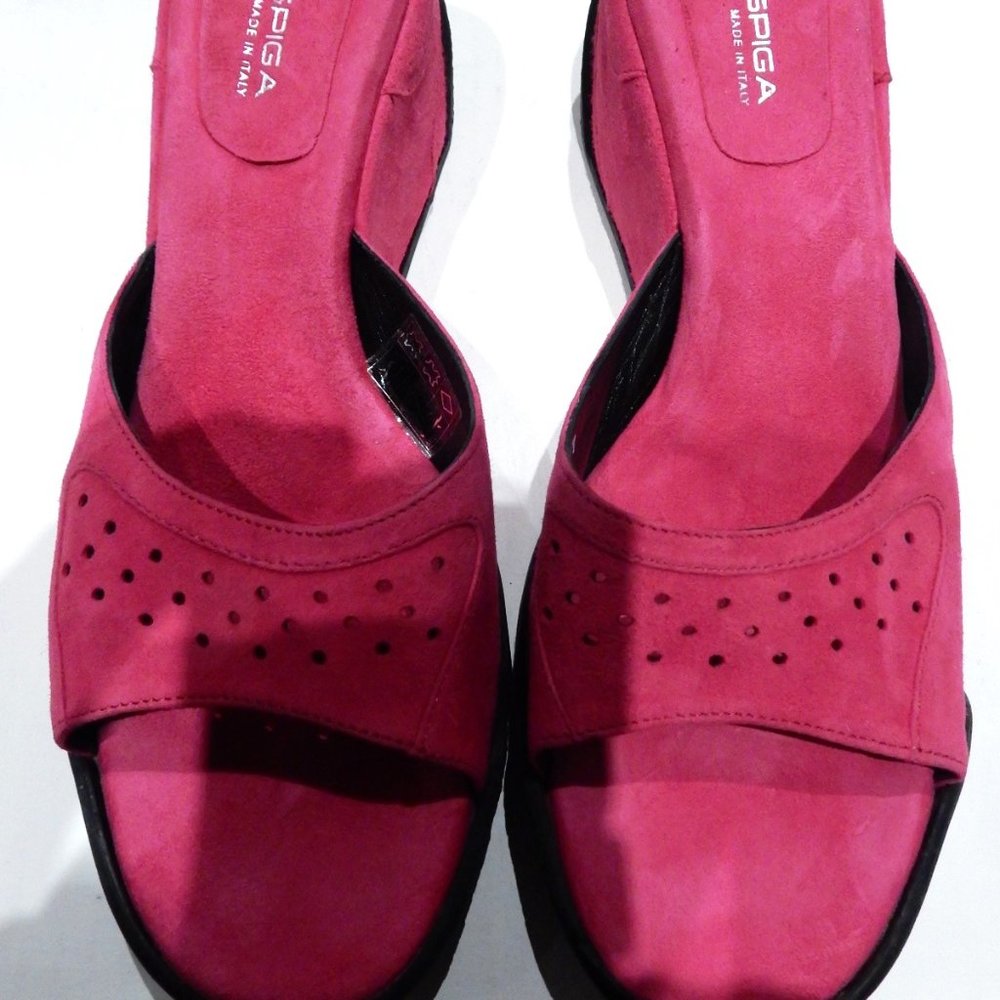 Via Spiga Fuchsia Suede Wedge Sandals in Size 8 1/2M (NEW)